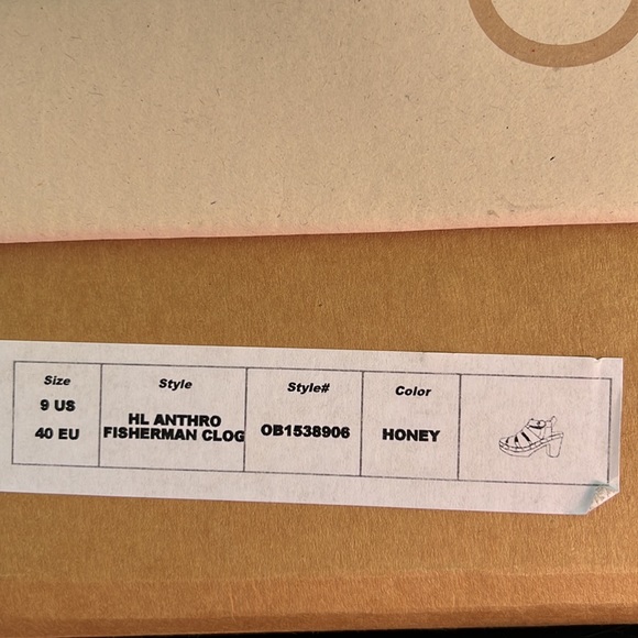 PILCRO FISHERMAN CLOG from Anthropologie - Picture 3 of 6